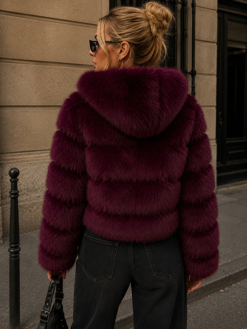 PUFFER PELUCIA COM CAPUZ